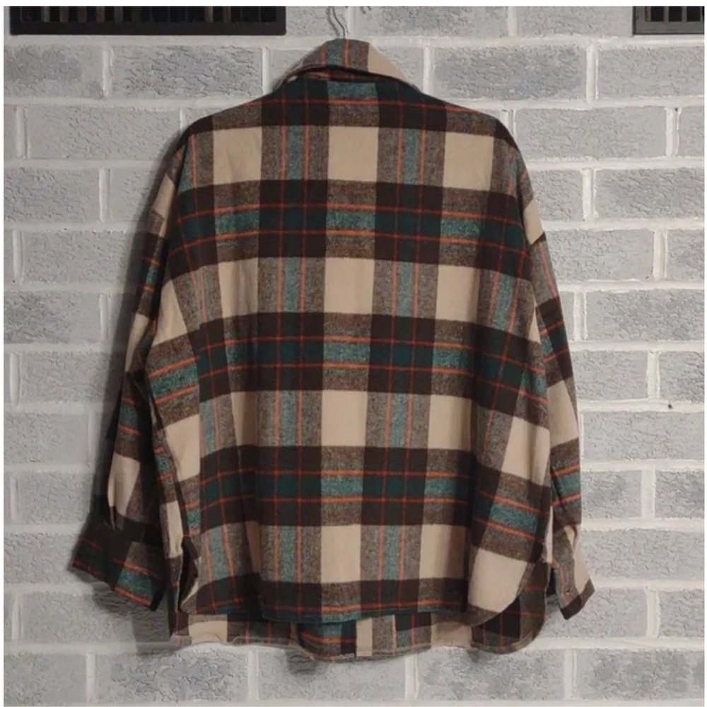 The Clarissa plaid Shacket - Picture 6 of 6